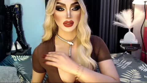 PRIESTESS CHANNEL online show from March 10, 2025, 9:40 pm