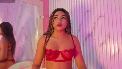 DIONNE online show from October 17, 2025, 11:35 am