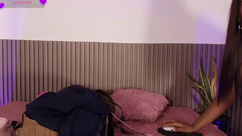 Snapshot of missdionne__curly chatting on March 17, 2026, 11:35 am DIONNE online show from March 17, 2026, 11:35 am