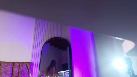 Snapshot of missdionne__curly chatting on March 19, 2026, 11:25 am DIONNE online show from March 19, 2026, 11:25 am