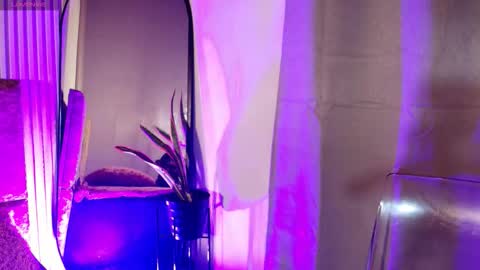 Snapshot of missdionne__curly chatting on March 27, 2026, 10:37 am DIONNE online show from March 27, 2026, 10:37 am