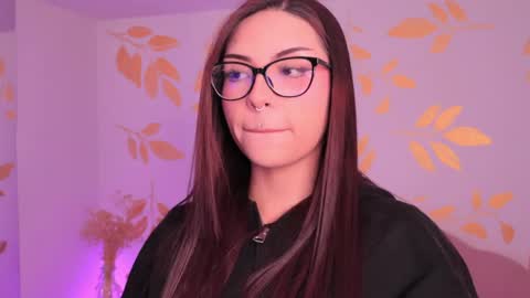 ELEKTRA online show from April 6, 2026, 5:08 am