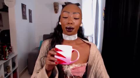 Emilie Diaz online show from March 6, 2026, 2:02 pm