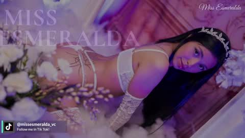 Snapshot of missesmeralda chatting on February 6, 2025, 2:22 am Julieta Arboleda but i like call me esme online show from February 6, 2025, 2:22 am