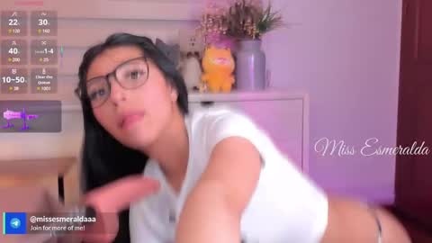 Snapshot of missesmeralda chatting on March 5, 2025, 5:07 am Julieta Arboleda but i like call me esme online show from March 5, 2025, 5:07 am