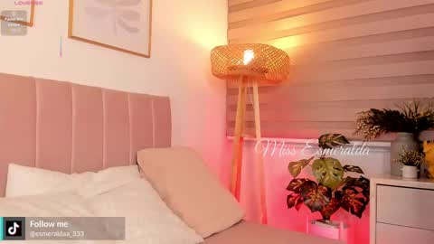 Snapshot of missesmeralda chatting on September 25, 2025, 9:51 pm Julieta Arboleda but i like call me esme online show from September 25, 2025, 9:51 pm