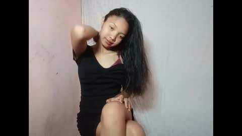 Snapshot of missfireangel chatting on September 14, 2025, 6:45 am MadagascarQueen online show from September 14, 2025, 6:45 am