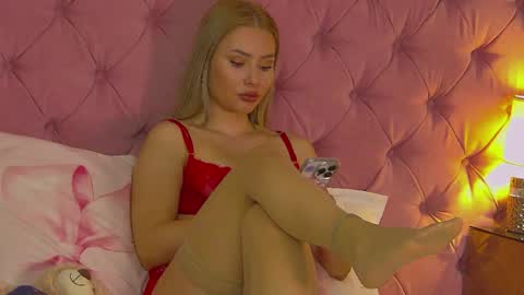 Misha online show from April 15, 2026, 3:46 am