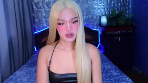 Snapshot of missionary_addiction_cumshot chatting on June 9, 2026, 11:33 am im your queen steffie online show from June 9, 2026, 11:33 am