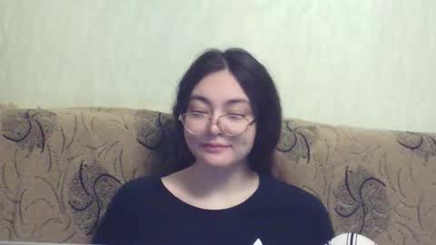 missis mona online show from September 29, 2025, 6:57 pm