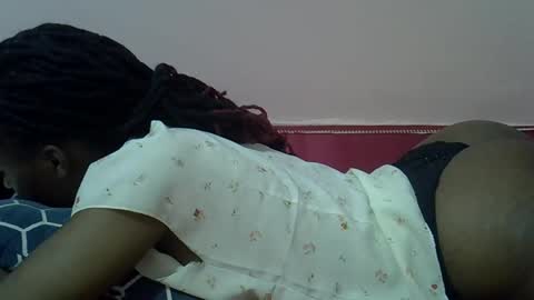 Snapshot of missjade25 chatting on February 19, 2026, 3:41 pm missjade25 online show from February 19, 2026, 3:41 pm