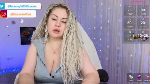 Snapshot of misskassandraa chatting on December 28, 2024, 5:25 pm you can call me Mommymy GoddessMiss Kassandra online show from December 28, 2024, 5:25 pm
