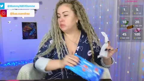 Snapshot of misskassandraa chatting on January 7, 2025, 4:37 pm you can call me Mommymy GoddessMiss Kassandra online show from January 7, 2025, 4:37 pm