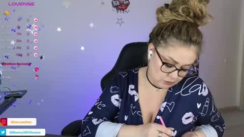 Snapshot of misskassandraa chatting on February 27, 2025, 2:10 pm you can call me Mommymy GoddessMiss Kassandra online show from February 27, 2025, 2:10 pm