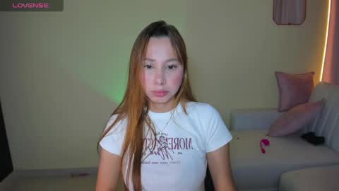 Kimberly Alejandra online show from May 22, 2026, 1:13 am