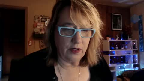 MissKittyFox online show from December 2, 2024, 5:37 pm