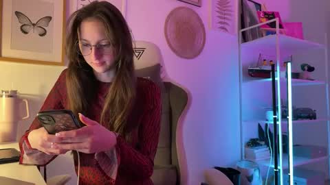 misslalii online show from May 28, 2026, 9:12 pm