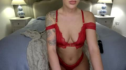 Miss Madison Mae online show from April 21, 2026, 9:17 pm