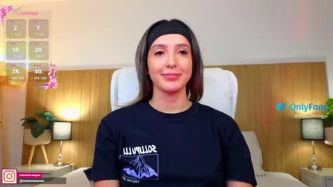 Snapshot of missmonaco chatting on December 10, 2024, 1:00 am Emma Rivera online show from December 10, 2024, 1:00 am