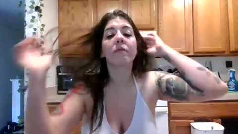 Snapshot of missmonatoyou chatting on March 29, 2026, 8:20 pm MissMona online show from March 29, 2026, 8:20 pm