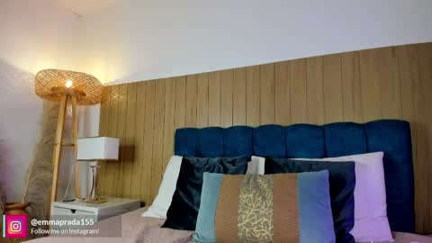 Emma Prada online show from April 7, 2026, 11:43 am