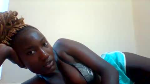 pretty gal online show from March 5, 2025, 4:34 am