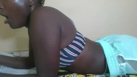 pretty gal online show from March 7, 2025, 12:48 am