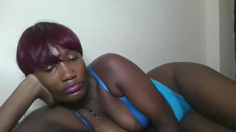 pretty gal online show from December 22, 2025, 2:25 pm