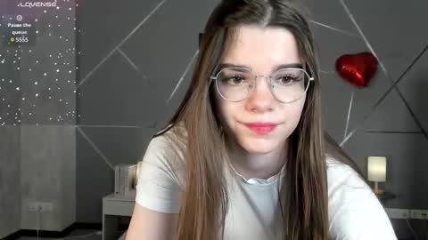 misss_evelyne online show from March 3, 2026, 6:30 am