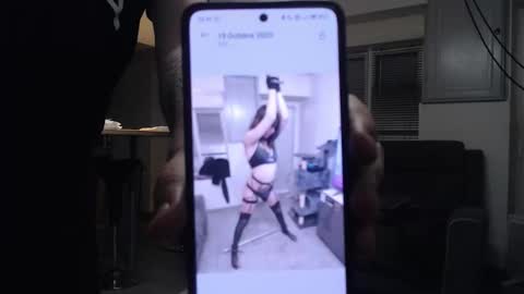 missthon online show from October 21, 2025, 8:42 pm