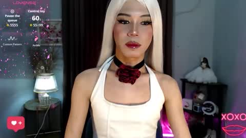 Snapshot of misstransstella69 chatting on October 18, 2025, 7:42 am Stella online show from October 18, 2025, 7:42 am