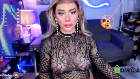 Amanda . online show from November 25, 2025, 5:13 pm