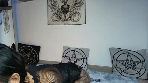 Veronica Rati  online show from March 18, 2026, 1:53 am