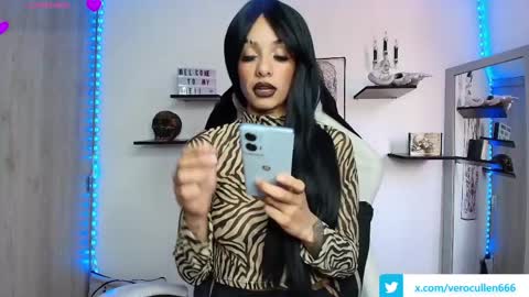 Veronica Rati  online show from April 4, 2026, 5:43 pm