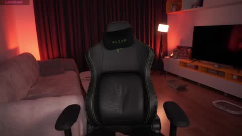 Snapshot of misswiney chatting on January 23, 2025, 5:52 pm Winey online show from January 23, 2025, 5:52 pm