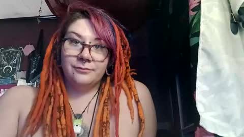 missxmoth444 online show from November 27, 2025, 4:58 am