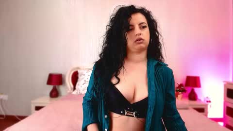 Skye online show from March 3, 2026, 7:14 am