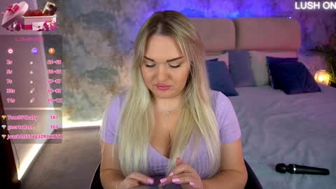 Snapshot of missyymartinezz chatting on January 24, 2025, 11:37 am  Amely  online show from January 24, 2025, 11:37 am