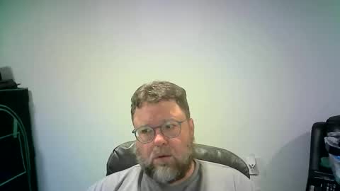 Snapshot of mister_happy567 chatting on November 28, 2025, 7:22 am Mr. Happy online show from November 28, 2025, 7:22 am