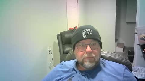 Snapshot of mister_happy567 chatting on February 3, 2026, 6:22 am Mr. Happy online show from February 3, 2026, 6:22 am