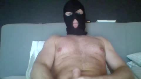Snapshot of mister_tommm80 chatting on December 2, 2024, 9:13 am mister_tommm80 online show from December 2, 2024, 9:13 am