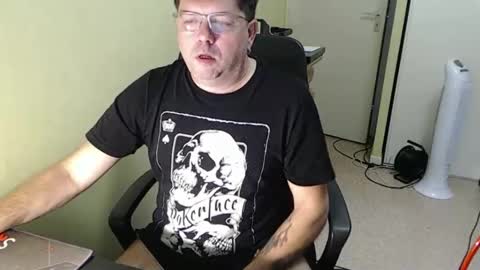 mistercoeur online show from November 12, 2025, 8:37 am