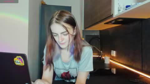 Hi everyone Im Tina online show from September 12, 2025, 5:24 pm