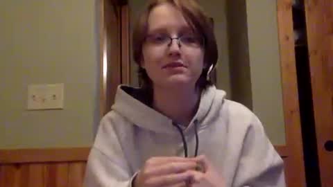 Lassie Cassie online show from June 3, 2026, 12:24 am