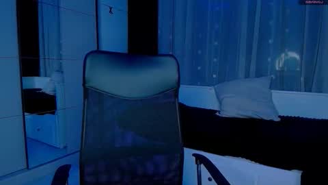 mistress_meryem online show from March 5, 2026, 12:06 am