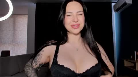 Snapshot of mistress_ninaohnina chatting on June 27, 2026, 6:40 am Mistress Nina online show from June 27, 2026, 6:40 am