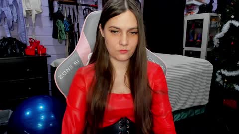 Dirty Priest and Ivi online show from December 5, 2024, 8:11 pm