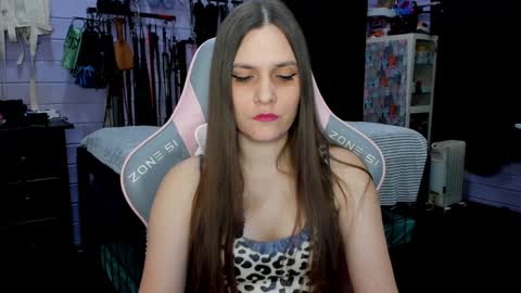 Dirty Priest and Ivi online show from February 1, 2025, 4:56 am