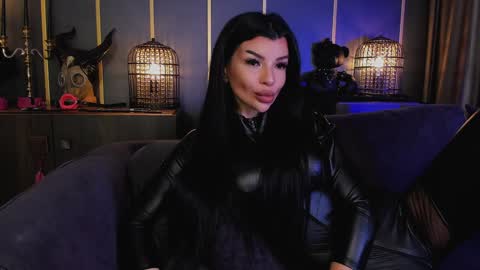 Snapshot of mistresselenia chatting on February 2, 2025, 2:02 pm Elenia online show from February 2, 2025, 2:02 pm