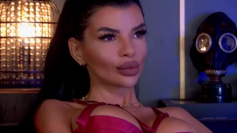 Snapshot of mistresselenia chatting on September 16, 2025, 8:15 am Elenia online show from September 16, 2025, 8:15 am